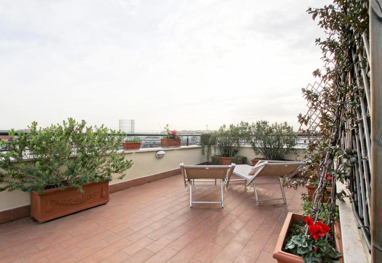 In The Clouds Over Trastevere, Penthouse Apartment Rom